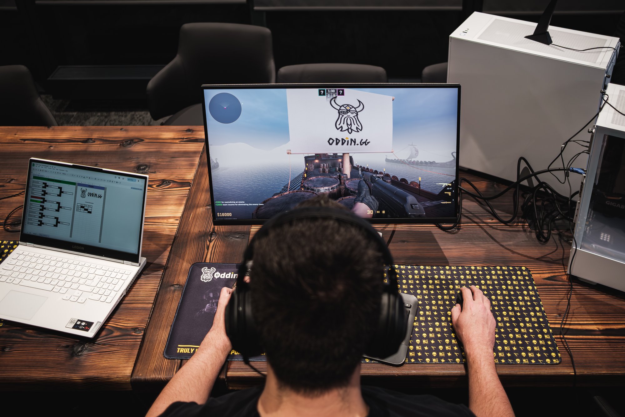 person-at-oddin-computer