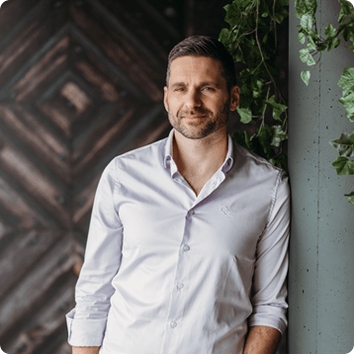 Martin_66cd802ca8 (1)